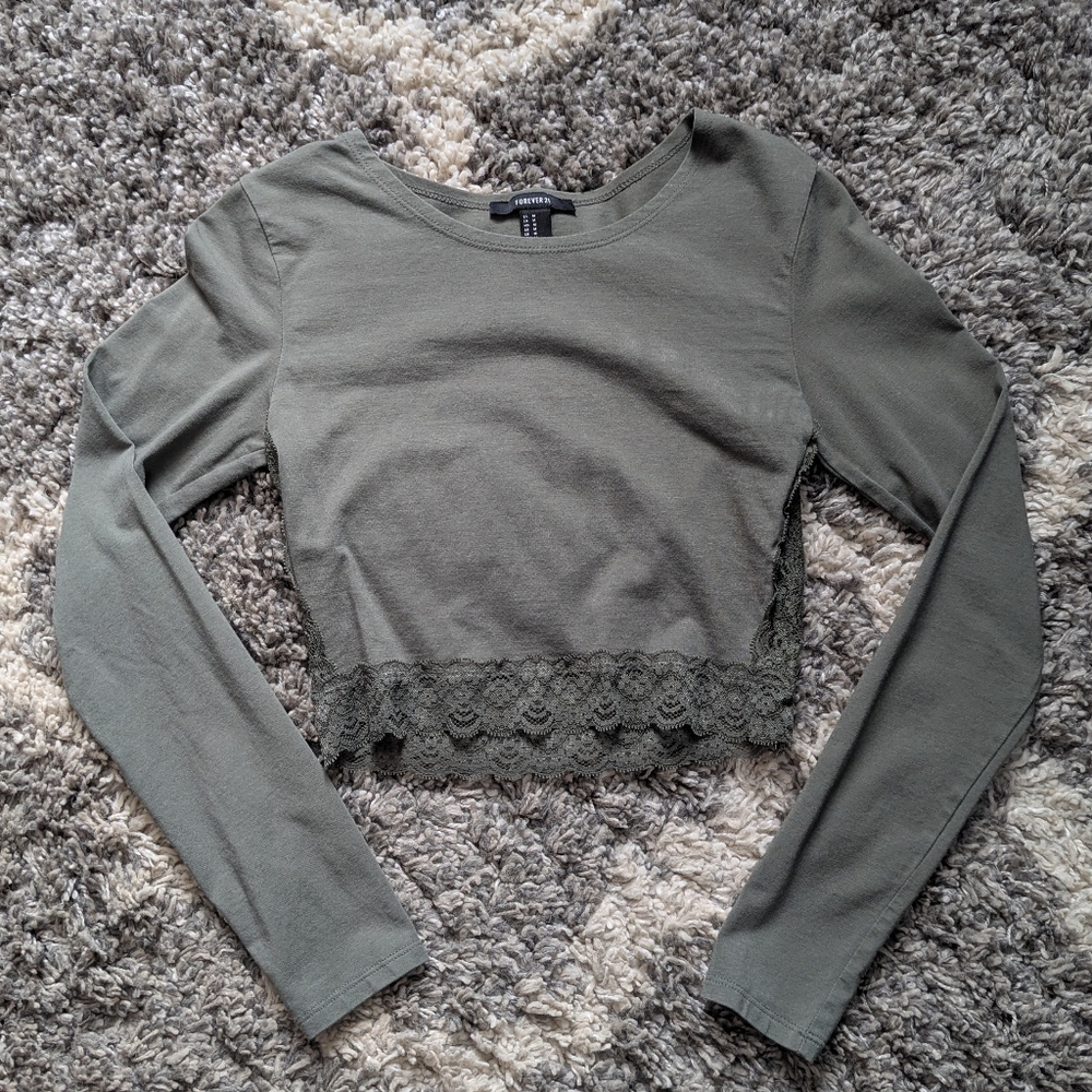 Forever 21 Olive Green Lace Trim Crop Top Size M